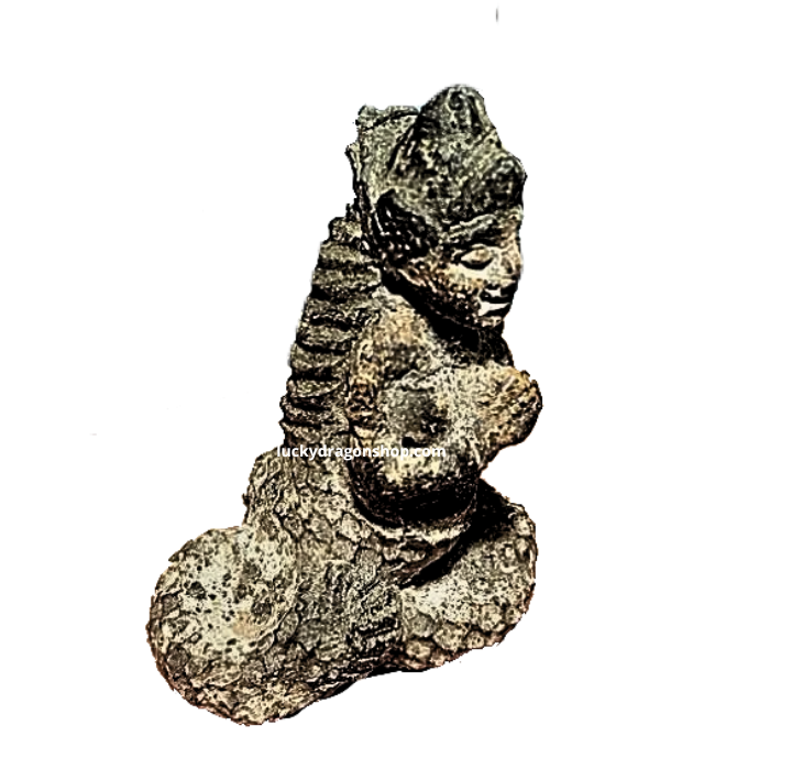 STATUE OF QUEEN BLORONG